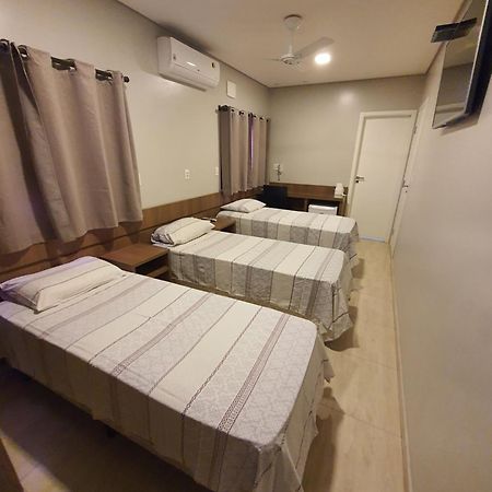 Hotel Tertulio'S ريو كلارو الغرفة الصورة
